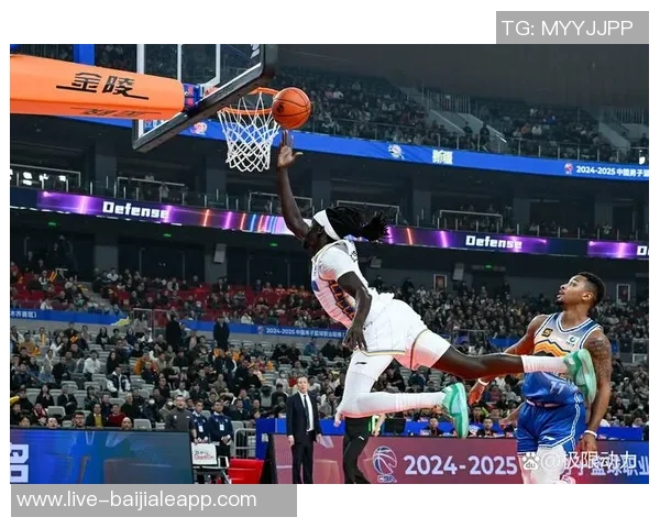 新疆伊力特在常规赛第二轮中遭遇北京北汽的强劲挑战未能逆转局势