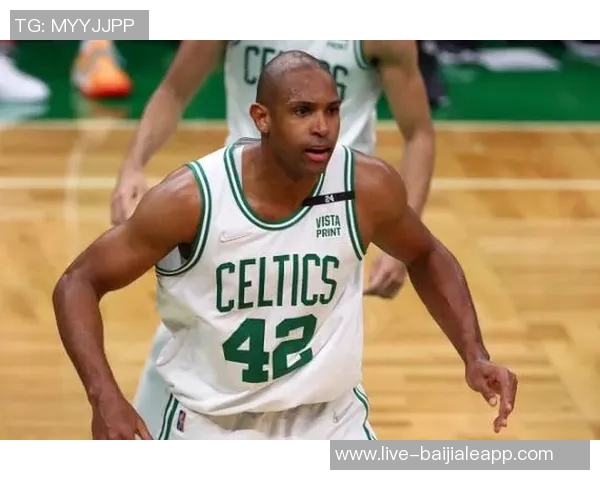 皮尔斯盛赞马祖拉为最佳教练绿军在主力缺阵下仍稳居东部第二位 皮尔斯盛赞马祖拉为最佳教练绿军在主力缺阵下仍稳居东部第二位