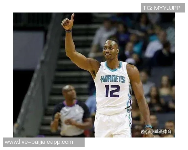 布朗盛赞怀特已达全明星水准有望入选防守一阵甚至争夺最佳防守球员 布朗盛赞怀特已达全明星水准有望入选防守一阵甚至争夺最佳防守球员