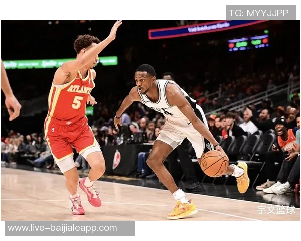 福克斯在马刺生涯第50场比赛中得分突破1000成队史控卫最快纪录